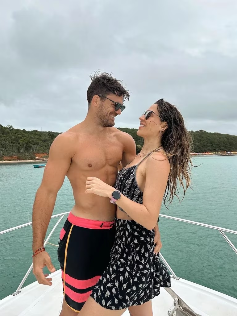 Las vacaciones de Jimena Barón en las playas brasileñas: amor, familia y  sol.