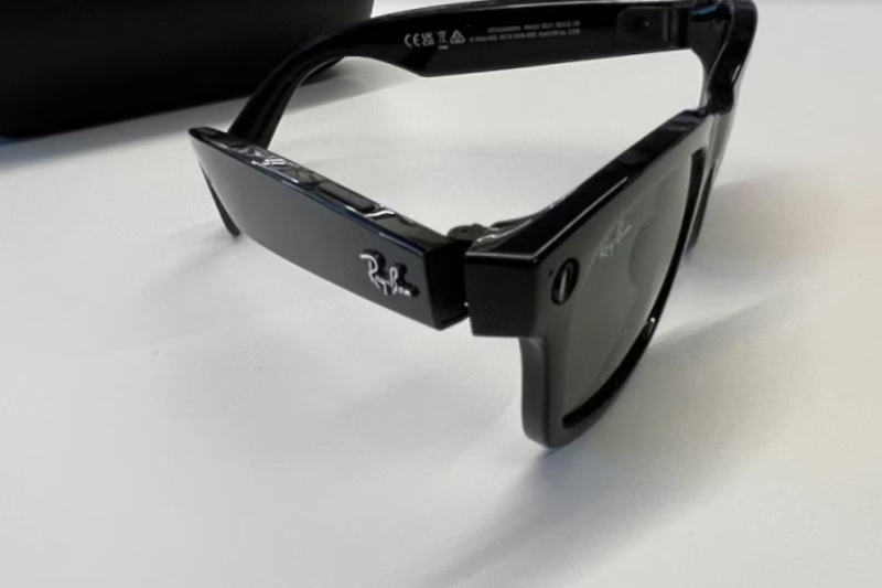 Fallo en los lentes Ray-Ban Meta: grabaron conversaciones sin activar el asistente de IA