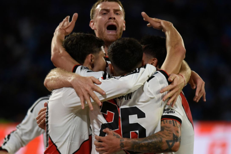 River goleó a Belgrano con una gran actuación de Ángel Correa y dio un paso clave en el Clausura
