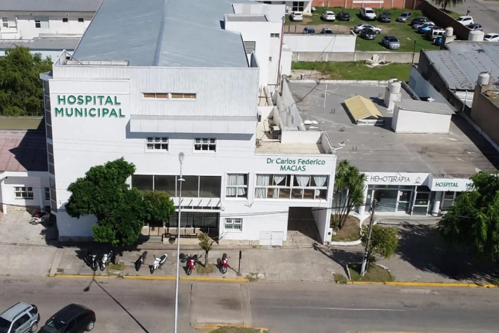 La Costa: Una paciente llegó con fuerte dolor abdominal al Hospital Municipal de Mar de Ajó y fue operada en solo dos horas y media