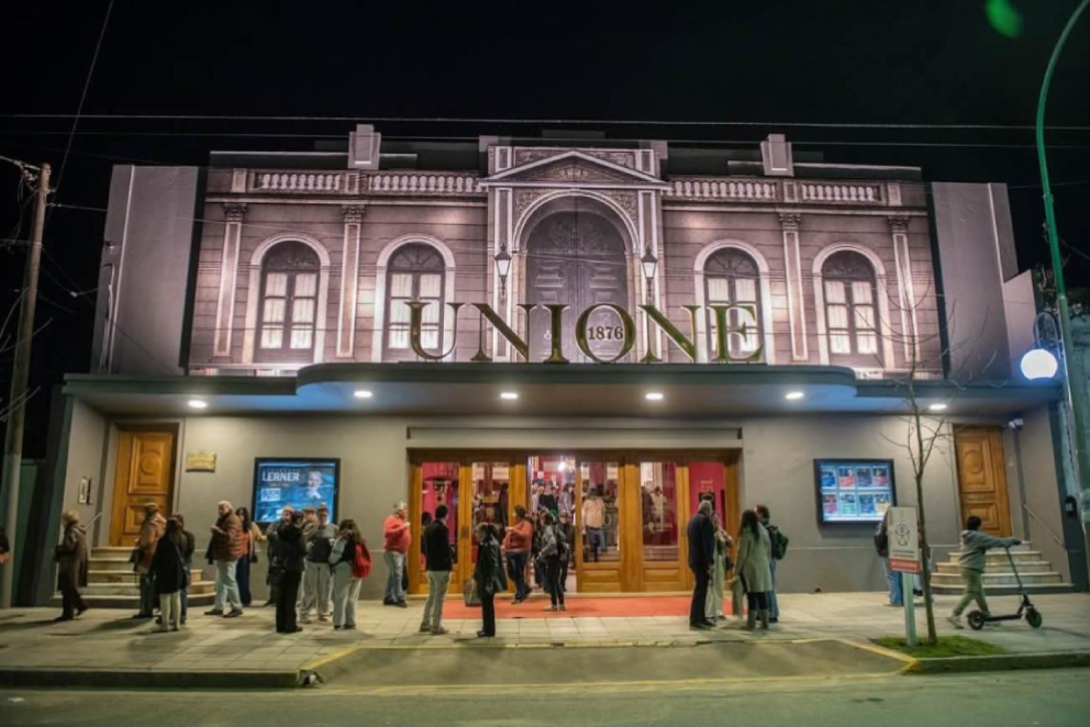 Dolores celebró los 150 años del Teatro Unione con una jornada llena de cultura y nuevos proyectos