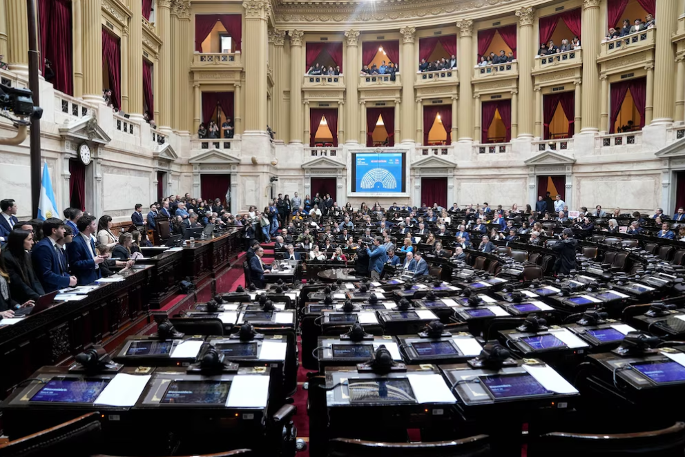 El Gobierno logró frenar una sesión opositora en Diputados, pero todavía no tiene asegurados los votos para suspender las PASO