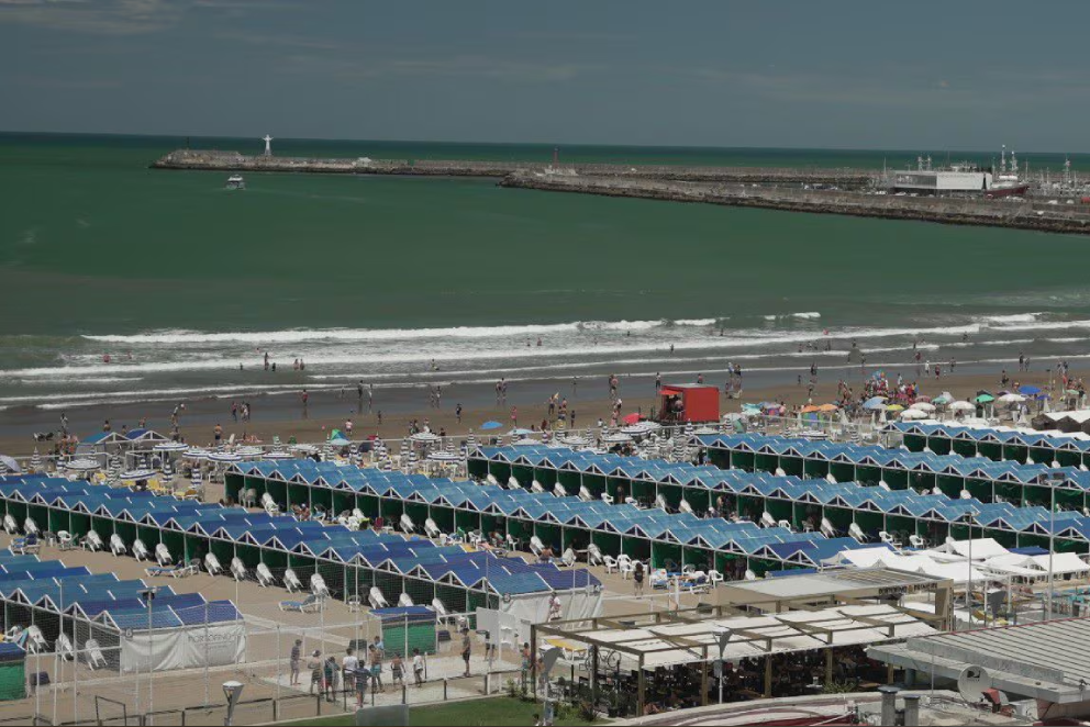 Verano 2027 en Mar del Plata: alquilar una carpa por toda la temporada puede costar $6 millones