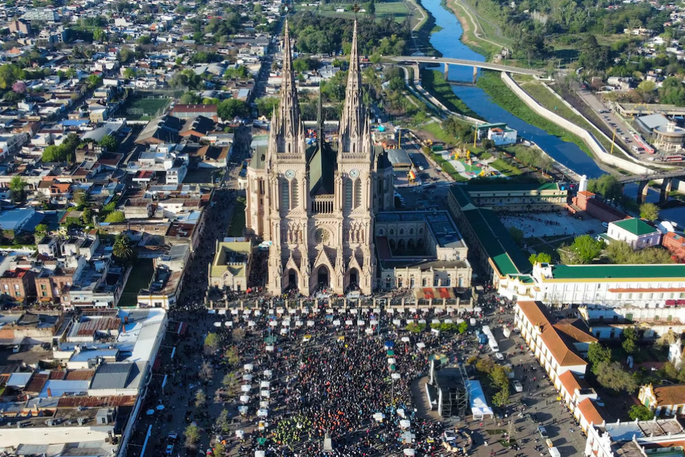 Luján se prepara para recibir a casi dos millones de personas por la visita del papa León XIV